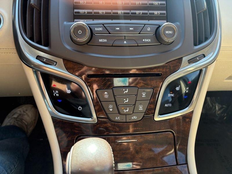 Buick LaCrosse 4dr Sdn Leather FWD 2016