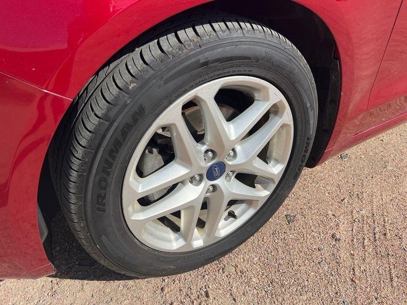 Ford Fusion 4dr Sdn SE FWD 2015