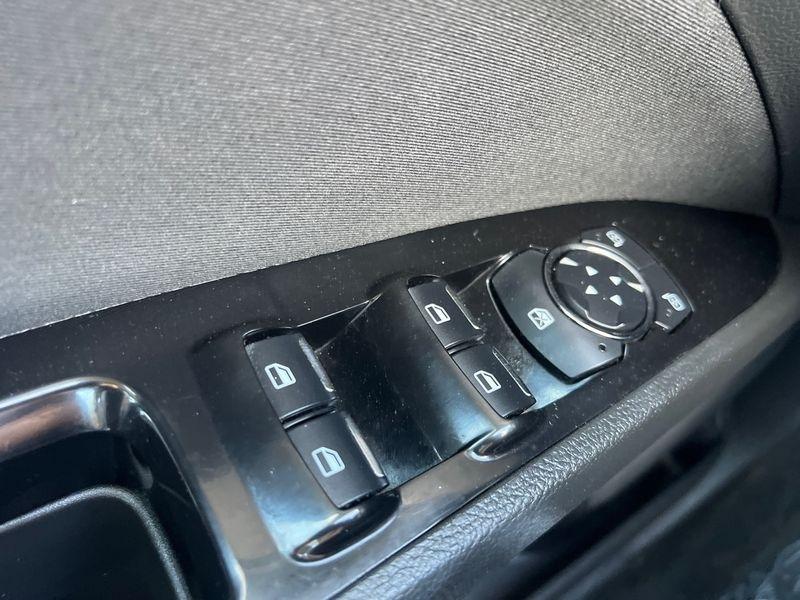 Ford Fusion 4dr Sdn SE FWD 2015