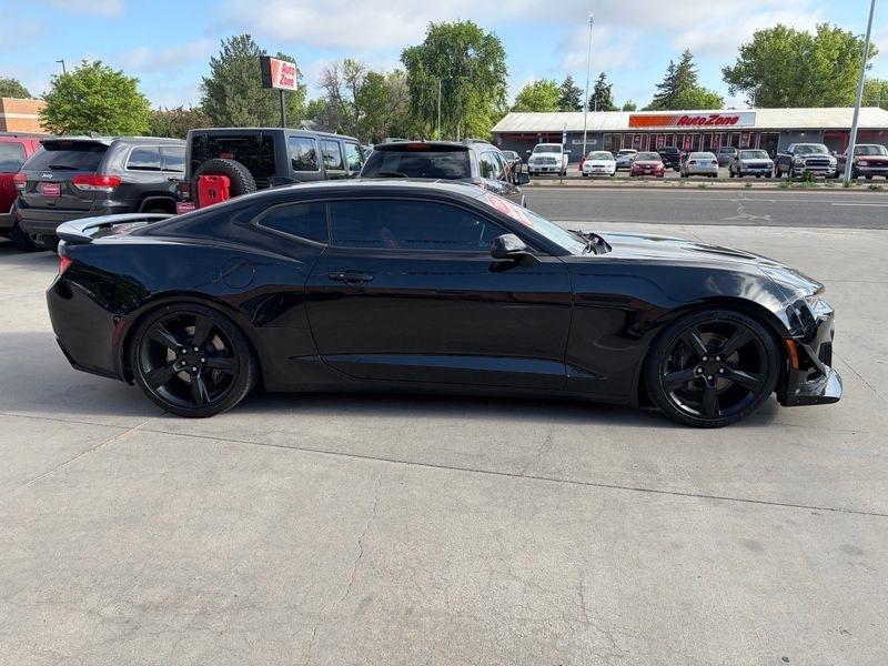 Chevrolet Camaro 2dr Cpe 2SS 2016