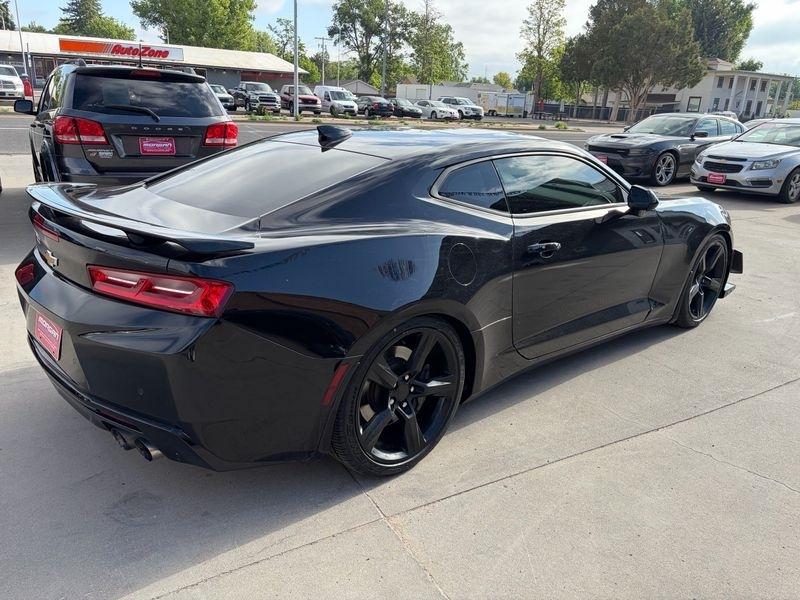 Chevrolet Camaro 2dr Cpe 2SS 2016