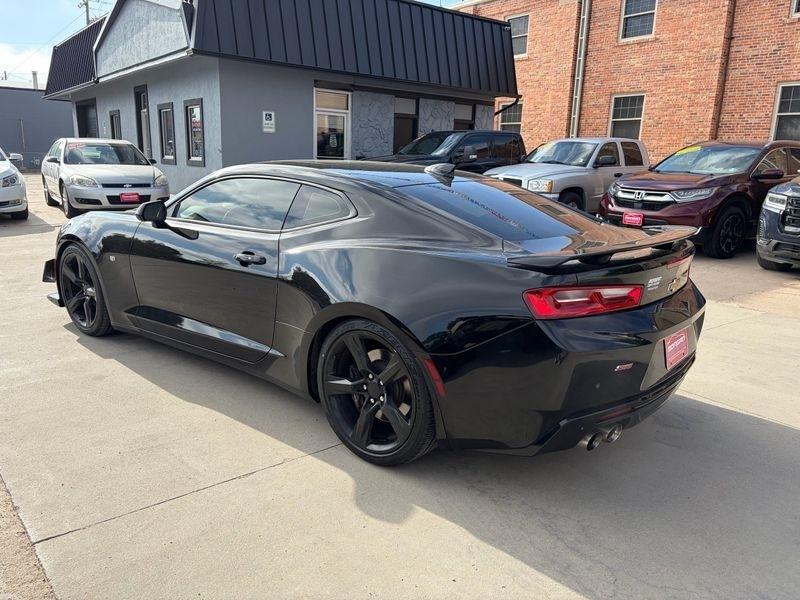 Chevrolet Camaro 2dr Cpe 2SS 2016