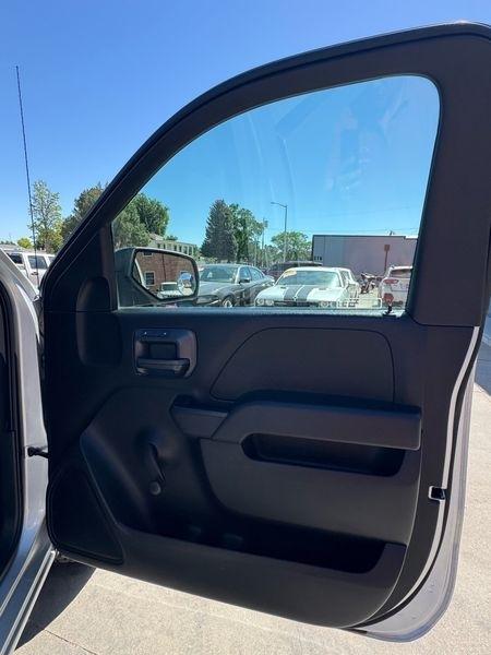 Chevrolet Silverado 1500 2WD Reg Cab 133.0" Work Truck 2015