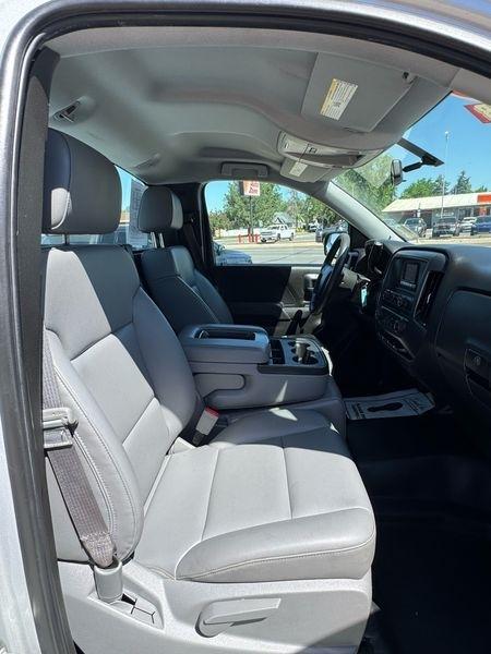 Chevrolet Silverado 1500 2WD Reg Cab 133.0" Work Truck 2015