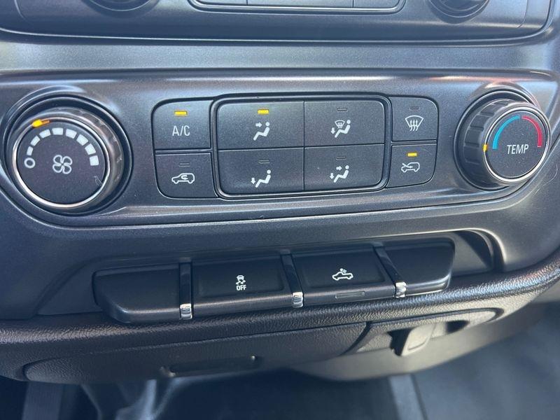 Chevrolet Silverado 1500 2WD Reg Cab 133.0" Work Truck 2015