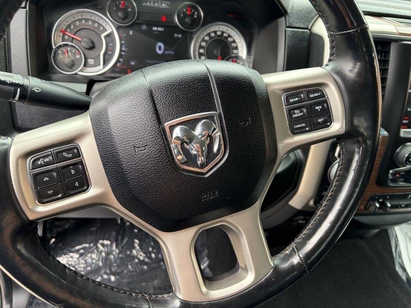 RAM 1500 Laramie 4x4 Crew Cab 5'7" Box 2018