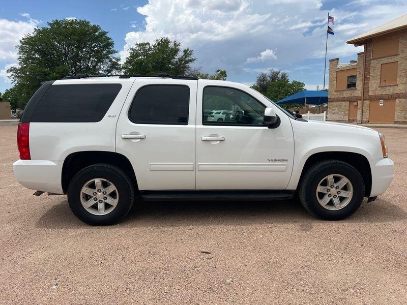 GMC Yukon 4WD 4dr 1500 SLT 2013