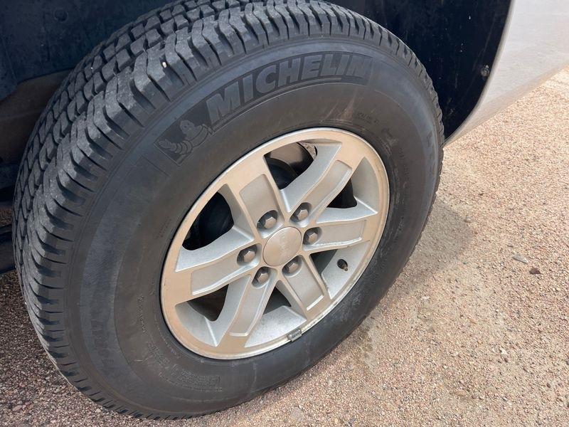 GMC Yukon 4WD 4dr 1500 SLT 2013