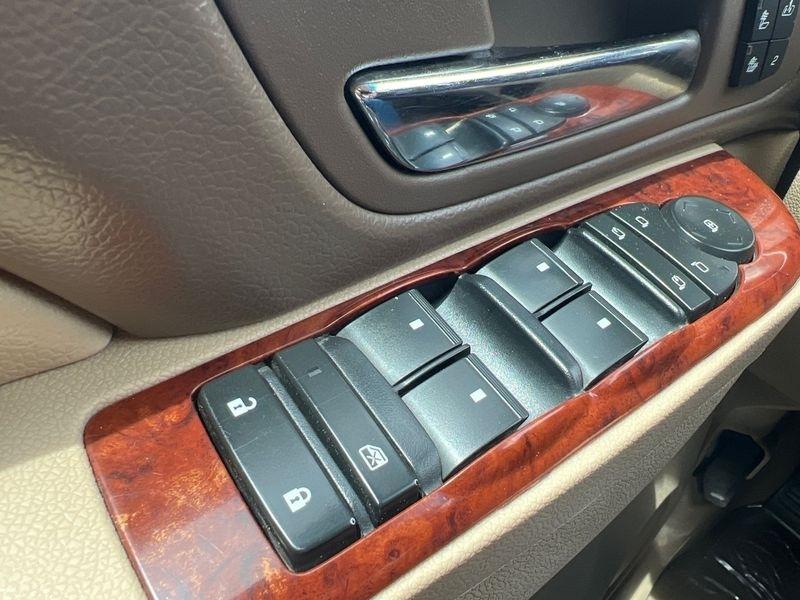 GMC Yukon 4WD 4dr 1500 SLT 2013