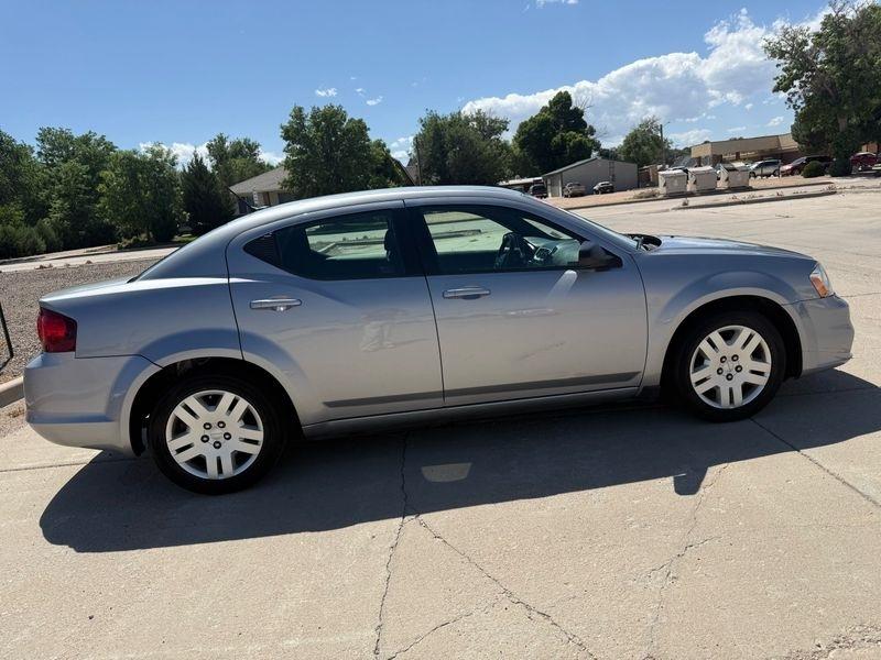 Dodge Avenger 4dr Sdn SE 2013