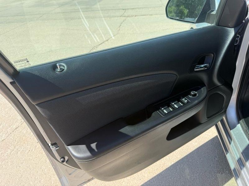 Dodge Avenger 4dr Sdn SE 2013