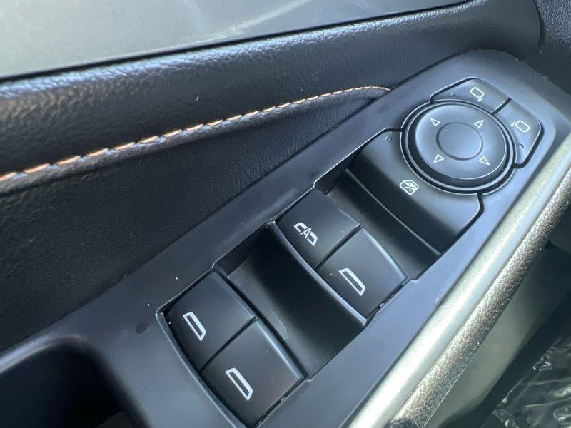 Chevrolet Traverse AWD 4dr LT Cloth w/1LT 2021