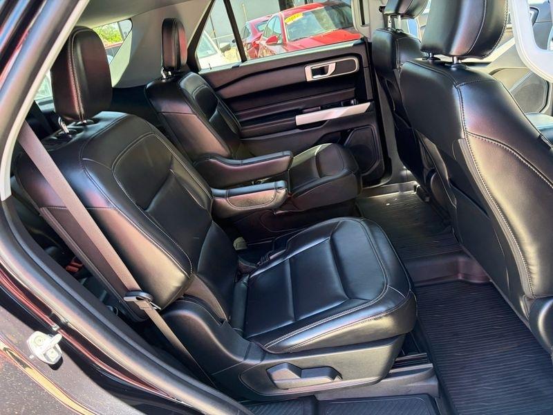 Ford Explorer XLT 4WD 2021
