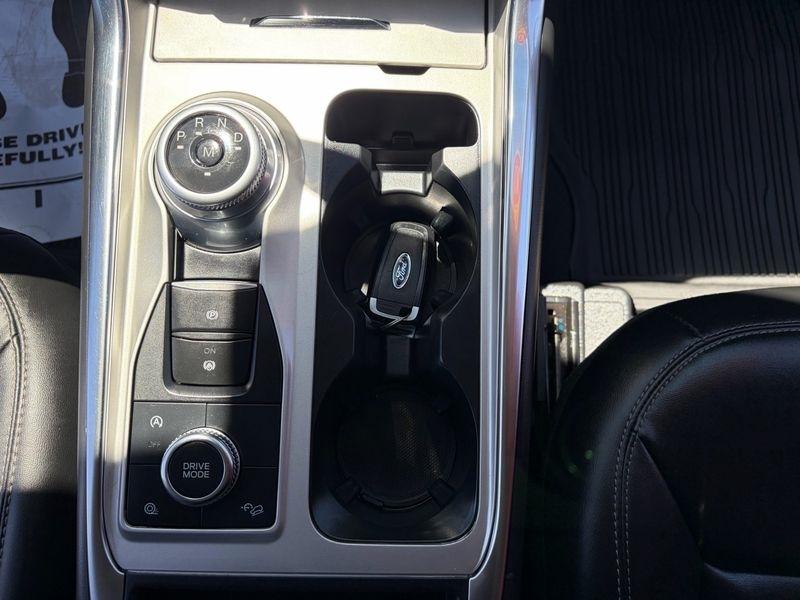 Ford Explorer XLT 4WD 2021
