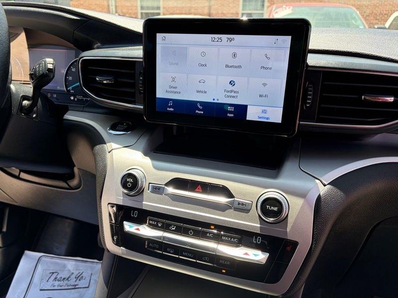 Ford Explorer XLT 4WD 2021