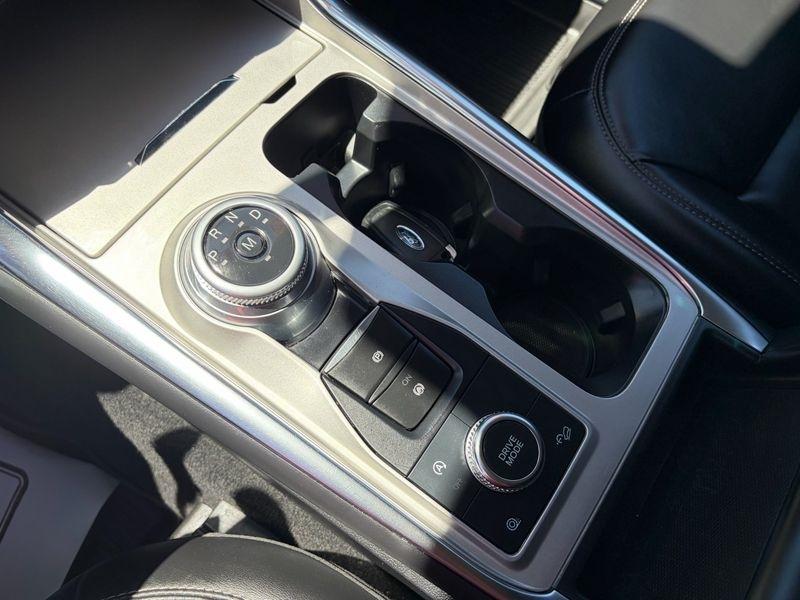Ford Explorer XLT 4WD 2021
