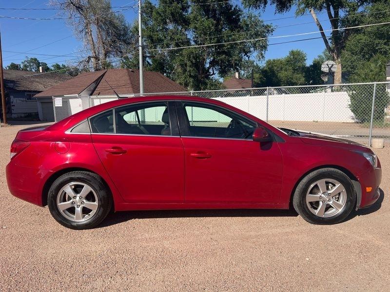 Chevrolet Cruze 4dr Sdn LT w/1LT 2012