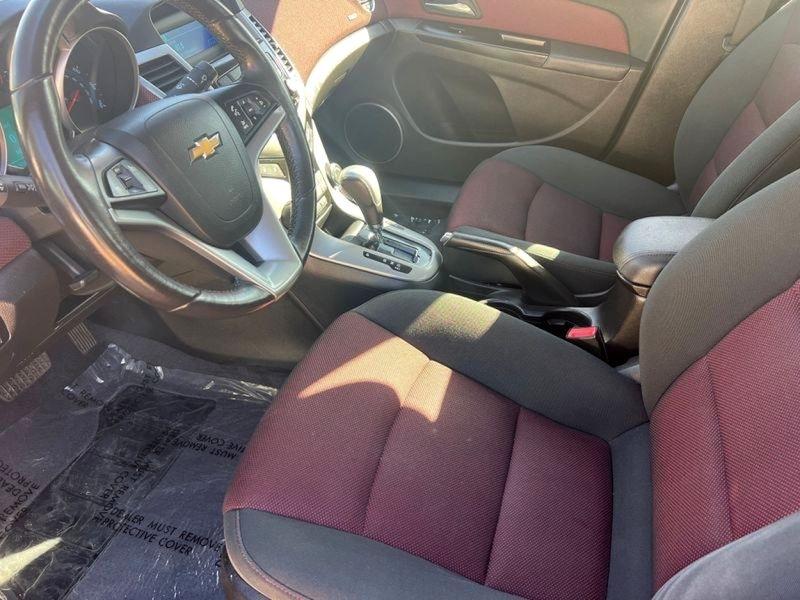 Chevrolet Cruze 4dr Sdn LT w/1LT 2012