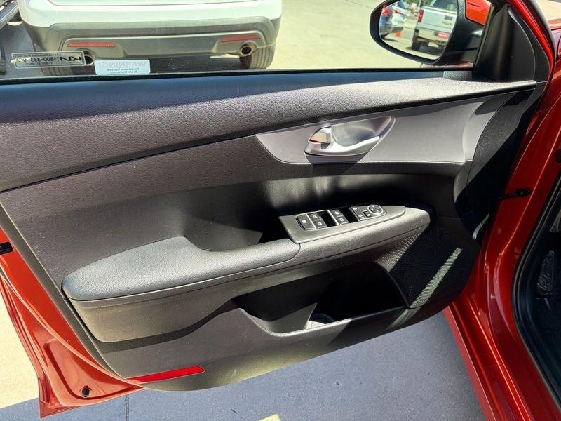 Kia Forte LXS IVT 2023