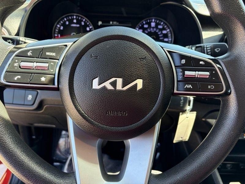 Kia Forte LXS IVT 2023