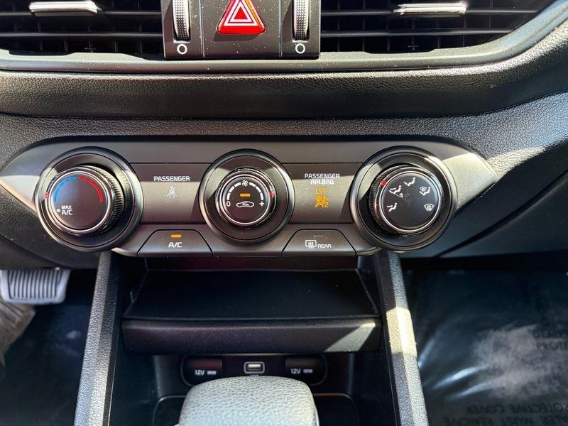 Kia Forte LXS IVT 2023