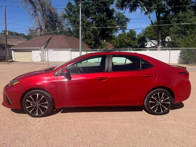 Toyota Corolla XLE CVT (Natl) 2019