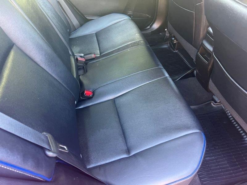 Toyota Corolla XLE CVT (Natl) 2019