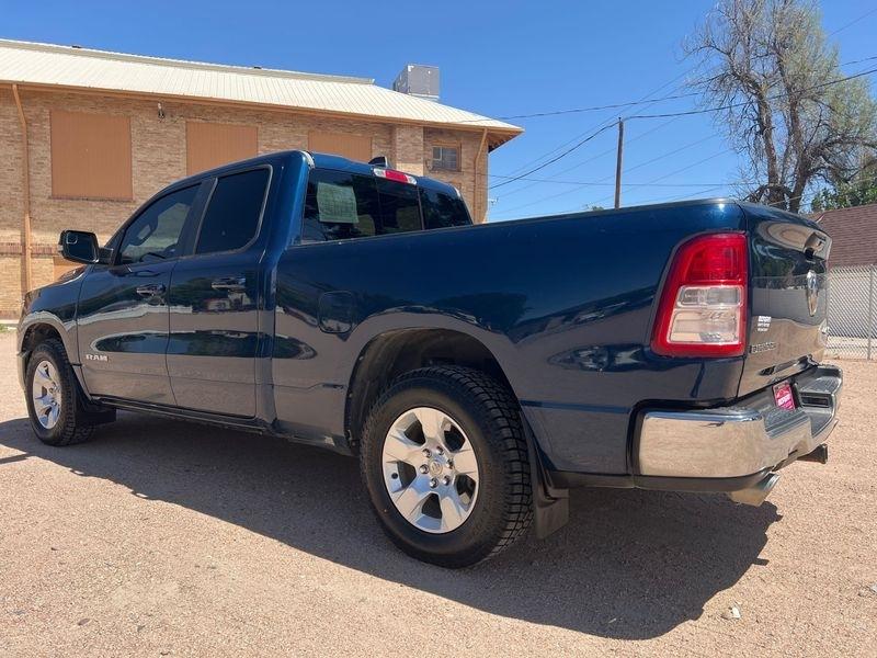 RAM 1500 Big Horn 4x4 Quad Cab 6'4" Box 2021