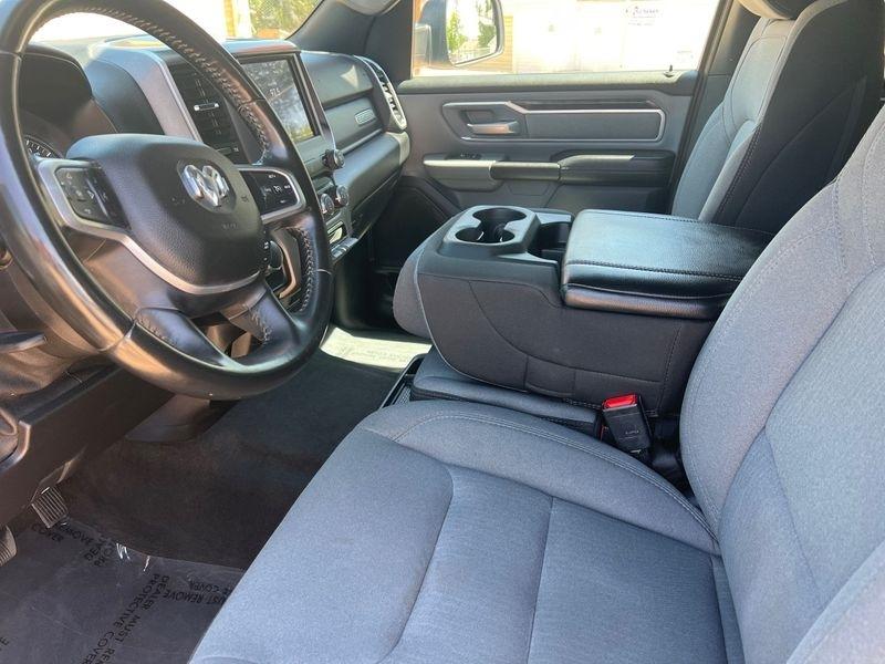 RAM 1500 Big Horn 4x4 Quad Cab 6'4" Box 2021