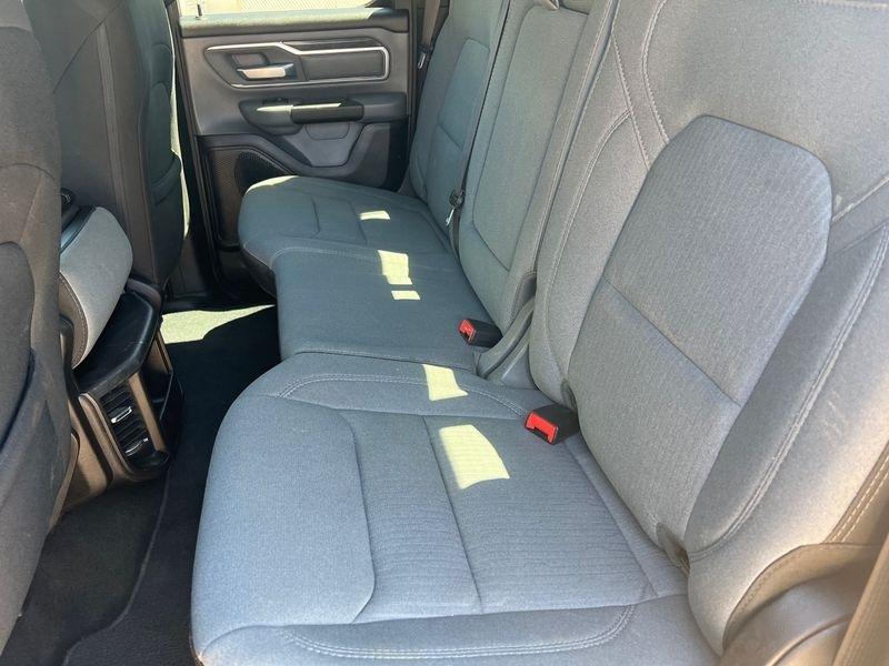 RAM 1500 Big Horn 4x4 Quad Cab 6'4" Box 2021