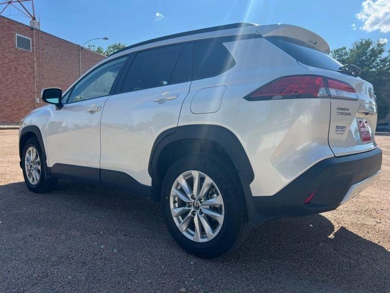 Toyota Corolla Cross LE 2WD (Natl) 2024