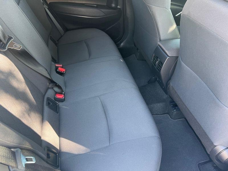 Toyota Corolla Cross LE 2WD (Natl) 2024