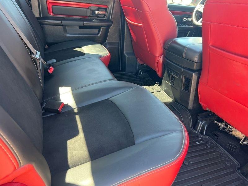 RAM 1500 4WD Crew Cab 140.5" Rebel 2016