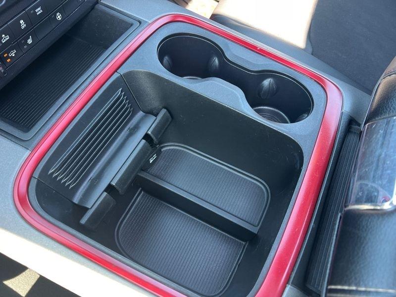 RAM 1500 4WD Crew Cab 140.5" Rebel 2016