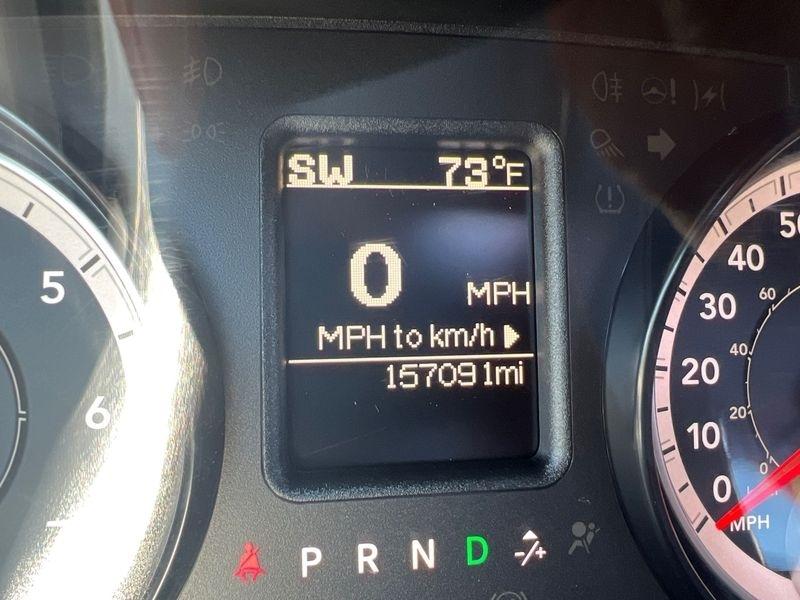 RAM 1500 4WD Crew Cab 140.5" Rebel 2016