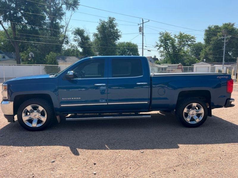 Chevrolet Silverado 1500 4WD Crew Cab 153.0" LTZ w/1LZ 2017