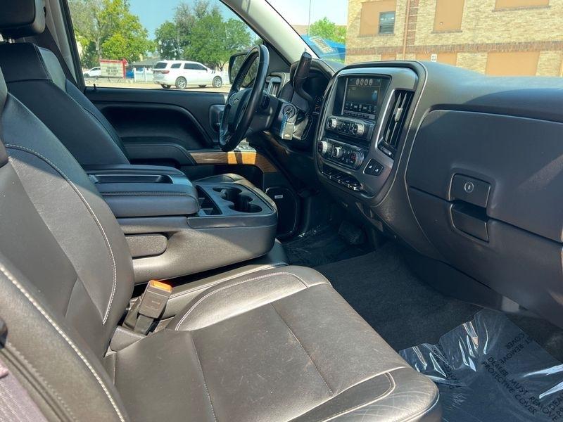 Chevrolet Silverado 1500 4WD Crew Cab 153.0" LTZ w/1LZ 2017