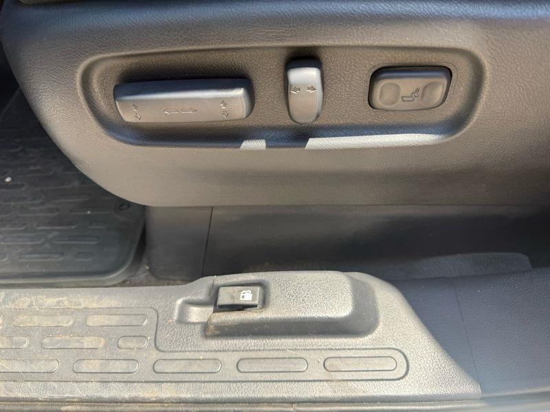Honda Ridgeline 4WD Crew Cab RTS 2012
