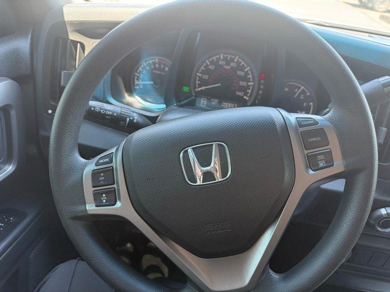 Honda Ridgeline 4WD Crew Cab RTS 2012