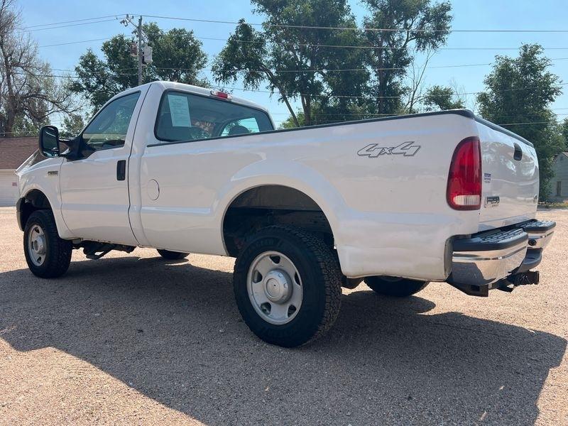 Ford Super Duty F-250 4WD Reg Cab 137" XLT 2007