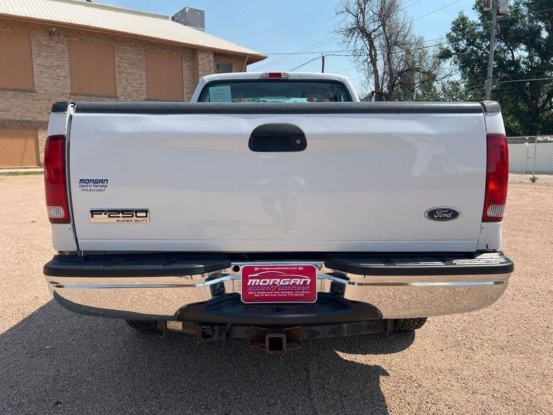 Ford Super Duty F-250 4WD Reg Cab 137" XLT 2007