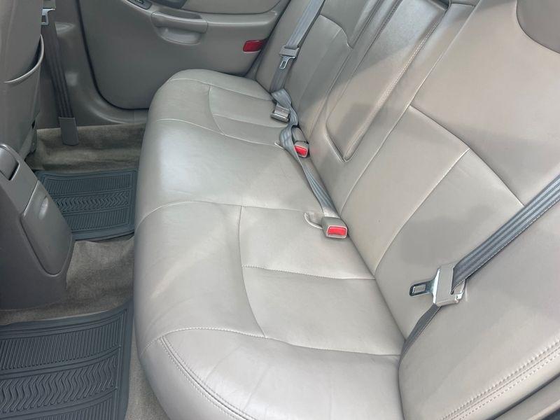Oldsmobile Cutlass 4dr Sdn GLS 1998