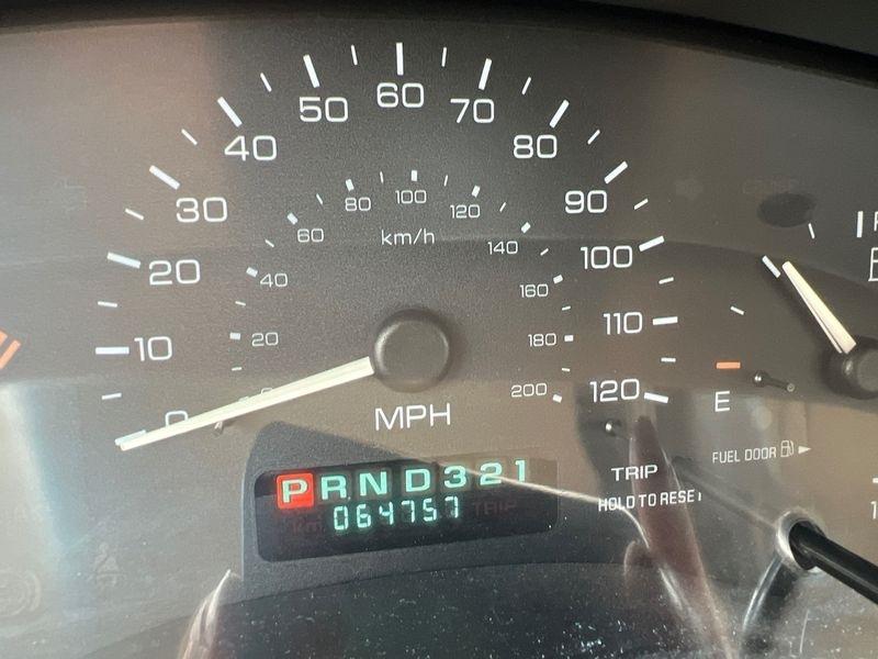 Oldsmobile Cutlass 4dr Sdn GLS 1998