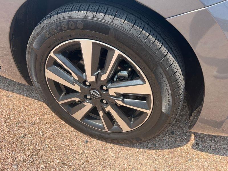 Nissan Versa SV CVT 2024