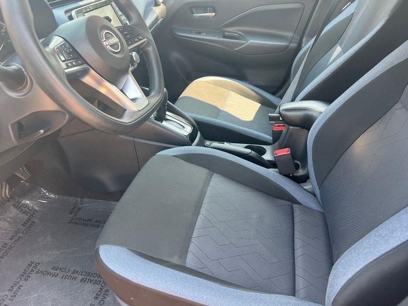 Nissan Versa SV CVT 2024