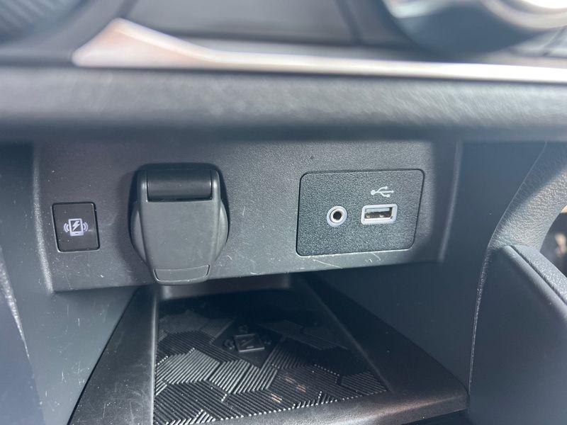 Nissan Versa SV CVT 2024