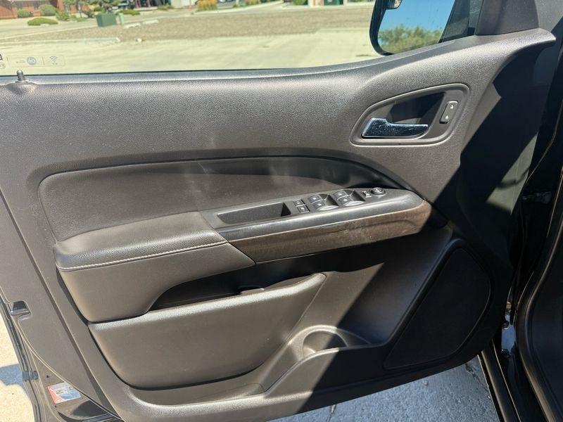 GMC Canyon 4WD Crew Cab 128.3" SLE 2018