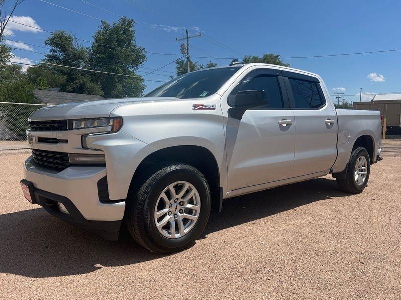 Chevrolet Silverado 1500 4WD Crew Cab 147" RST 2021
