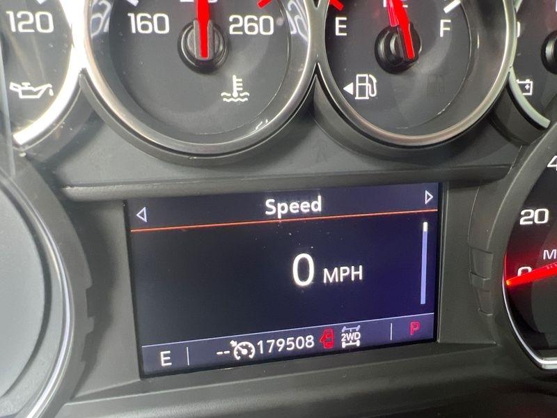 Chevrolet Silverado 1500 4WD Crew Cab 147" RST 2021