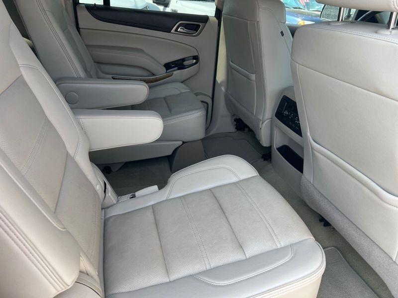 GMC Yukon XL 4WD 4dr Denali 2017